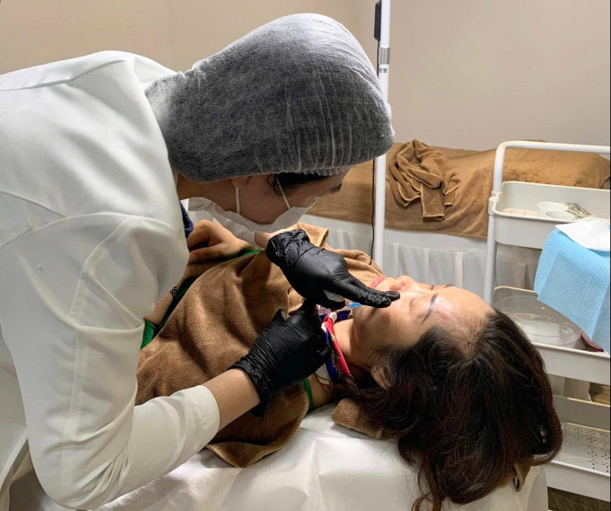 tiêm meso trị sẹo rỗ