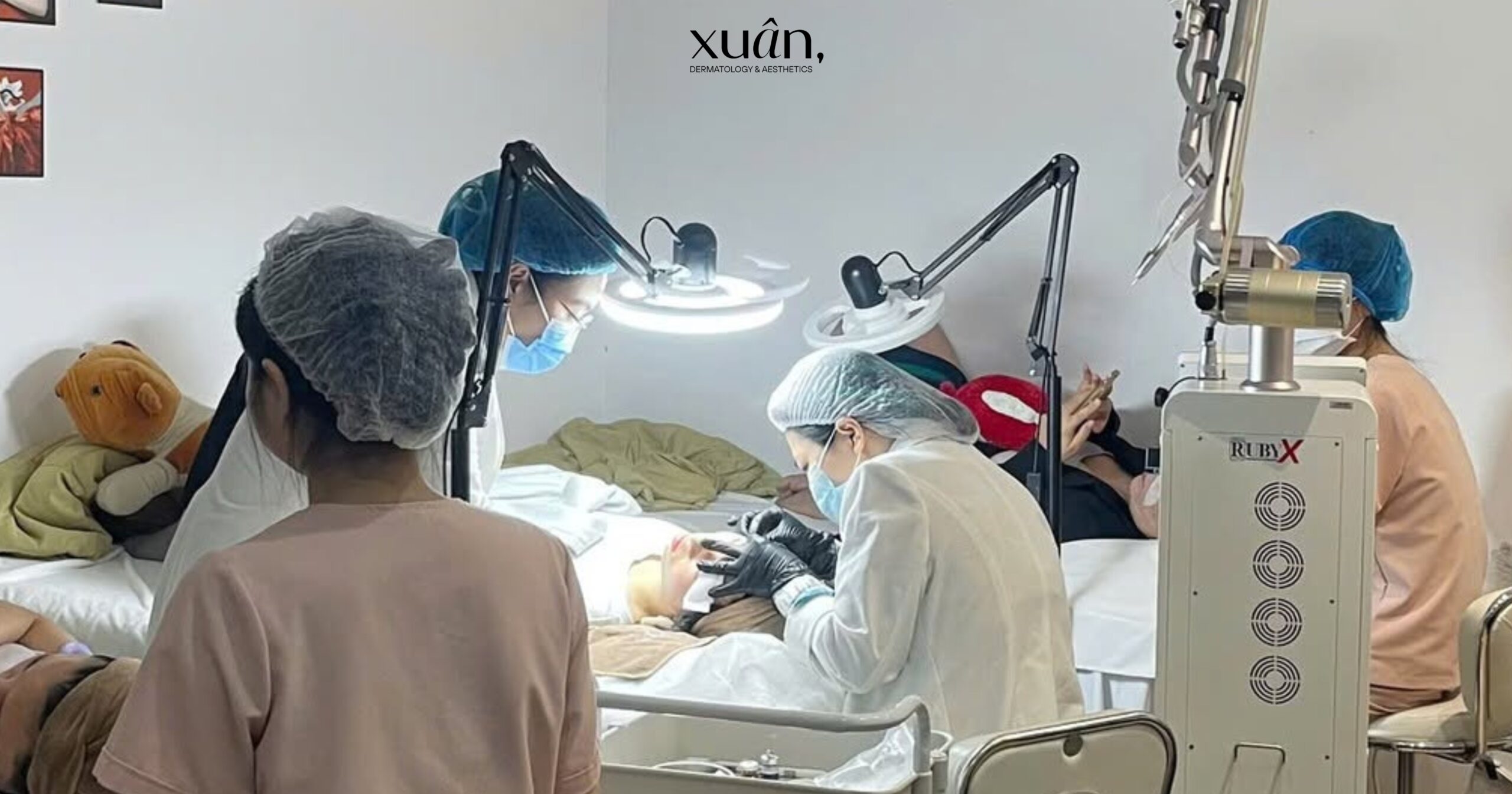 Chi Phí Điều Trị Rụng Tóc Chuẩn Y Khoa | Phòng Khám Trị Rụng Tóc Uy Tín